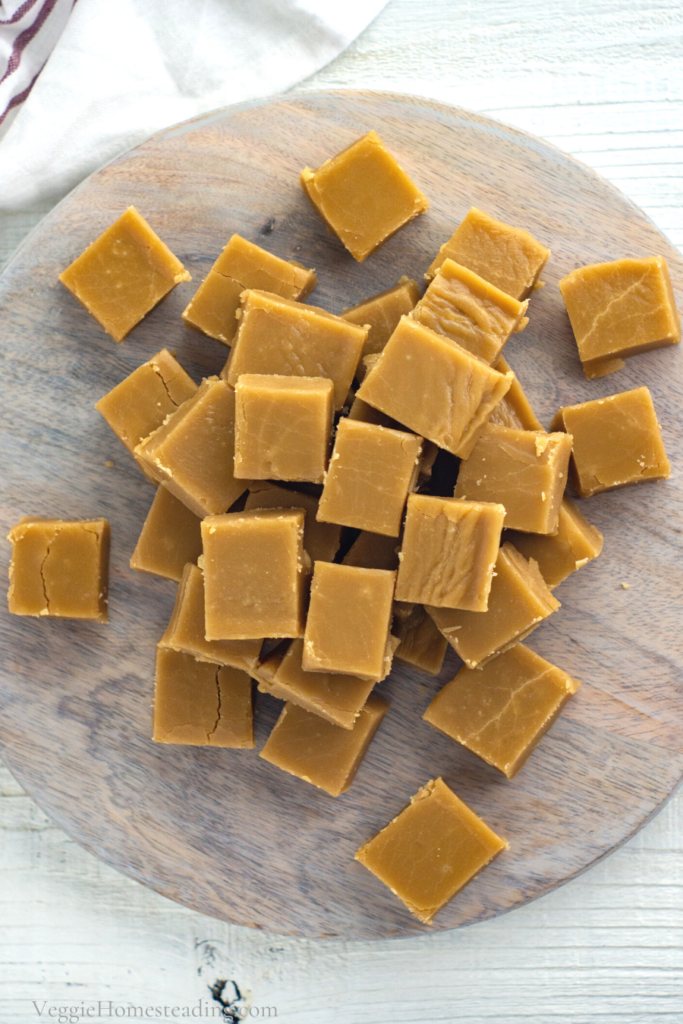 An irresistably creamy treat. This sweet brown sugar fudge is delicious to enjoy at home or as a gift.